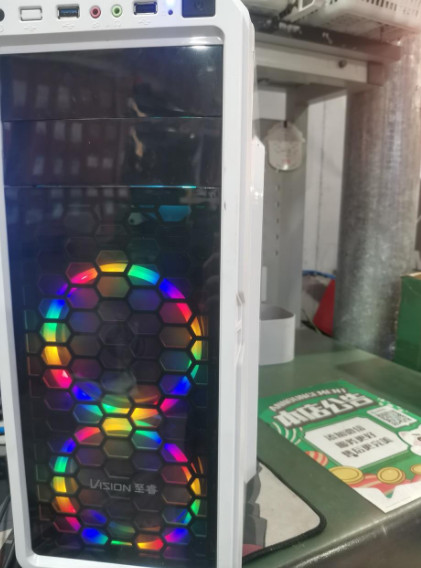 i7 16G 1060 终极高端 买贵给退 i7 16G 1060 终极高端 买贵给退