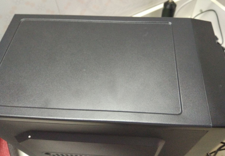 特价电脑主机(99新外地包邮) 特价电脑主机(99新外地包邮)